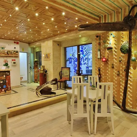 Otel Ana Margarida 2*