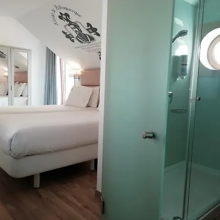 Ana Margarida Hotel 2*